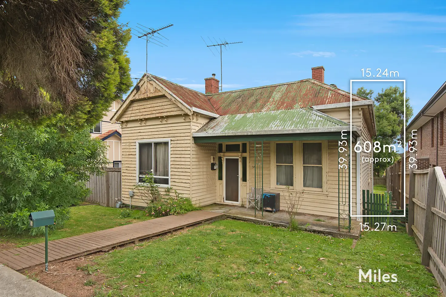 Main view of Homely house listing, 34 Abbotsford Grove, Ivanhoe VIC 3079