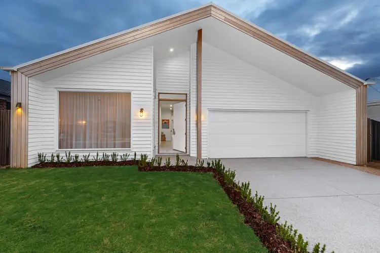 36 Aquiver Terrace, Miners Rest VIC 3352