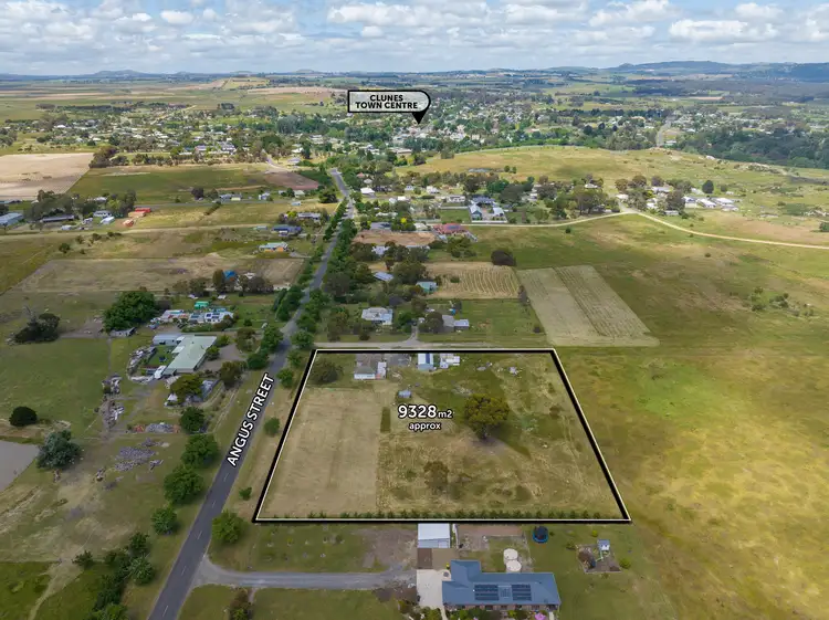Second view of Homely house listing, 8 Angus Street, Clunes VIC 3370