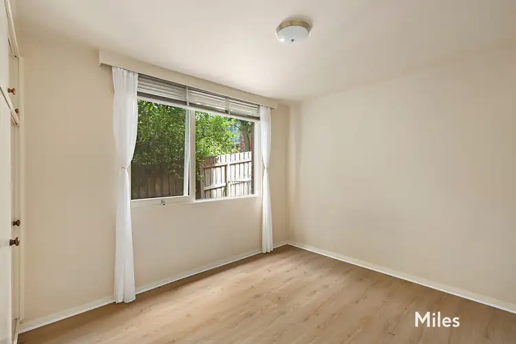 Third view of Homely apartment listing, 5/6 Studley Road, Ivanhoe VIC 3079