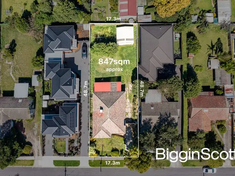 6 Farleigh Avenue, Burwood VIC 3125