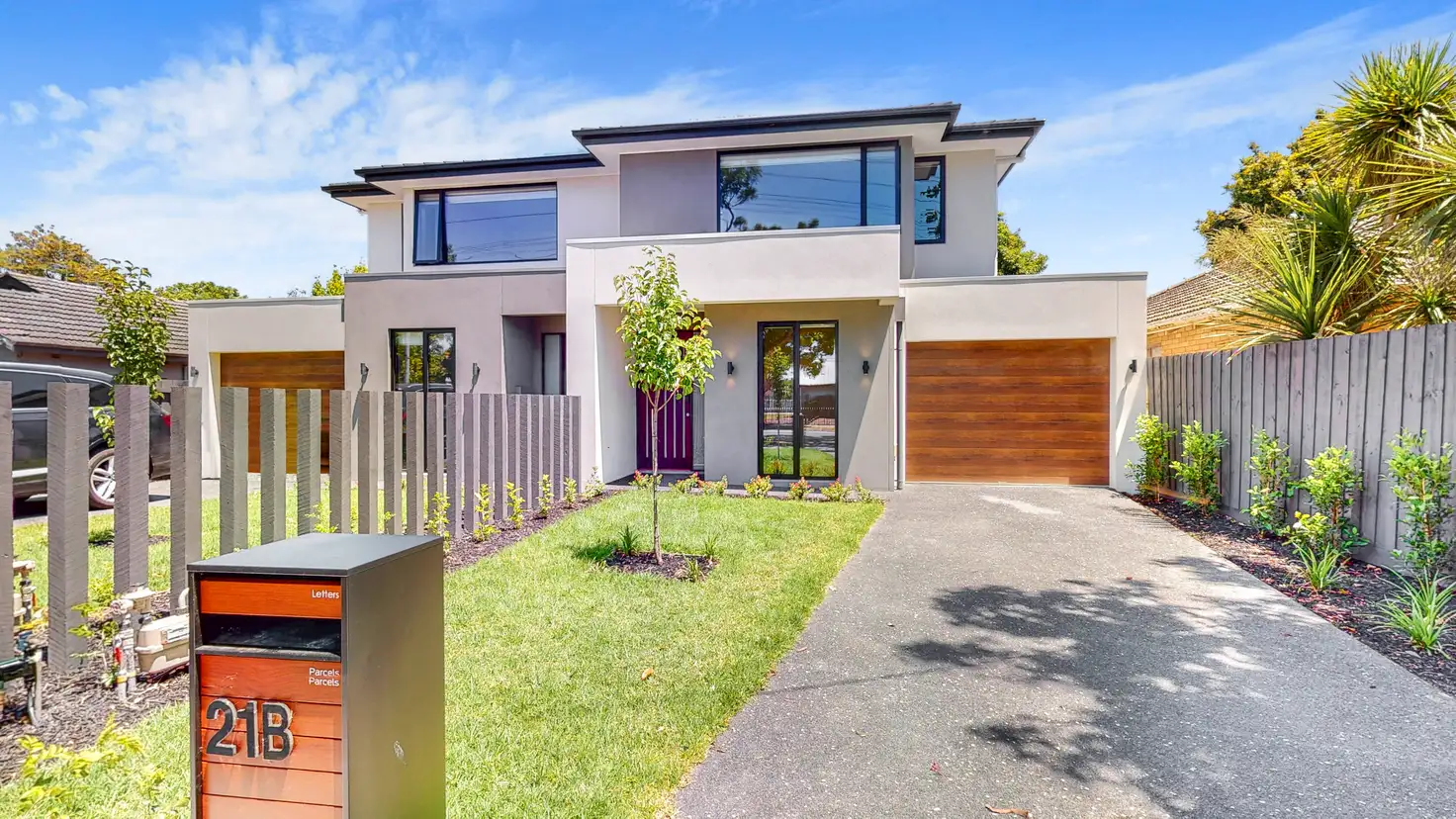 Main view of Homely townhouse listing, 21B Tucker Road, Bentleigh VIC 3204
