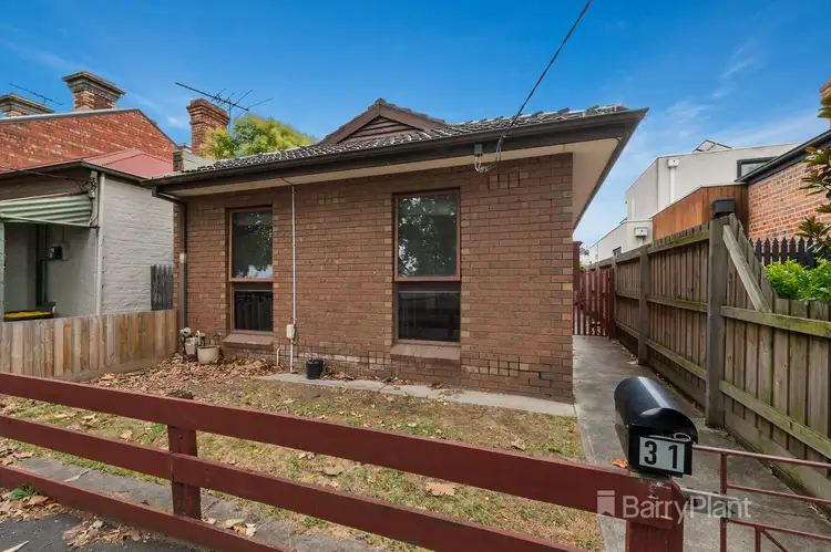 31 Ivan Street