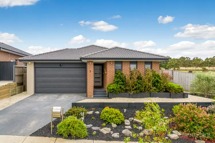 2 Periwinkle Crescent, Wallan VIC 3756