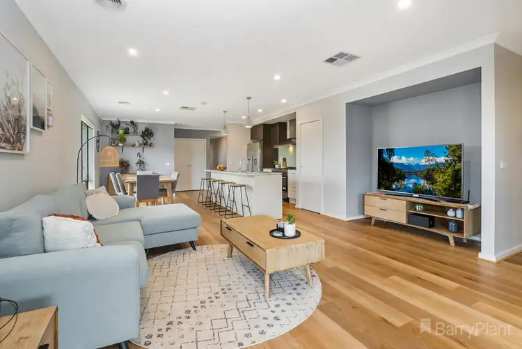 Fifth view of Homely house listing, 2 Periwinkle Crescent, Wallan VIC 3756