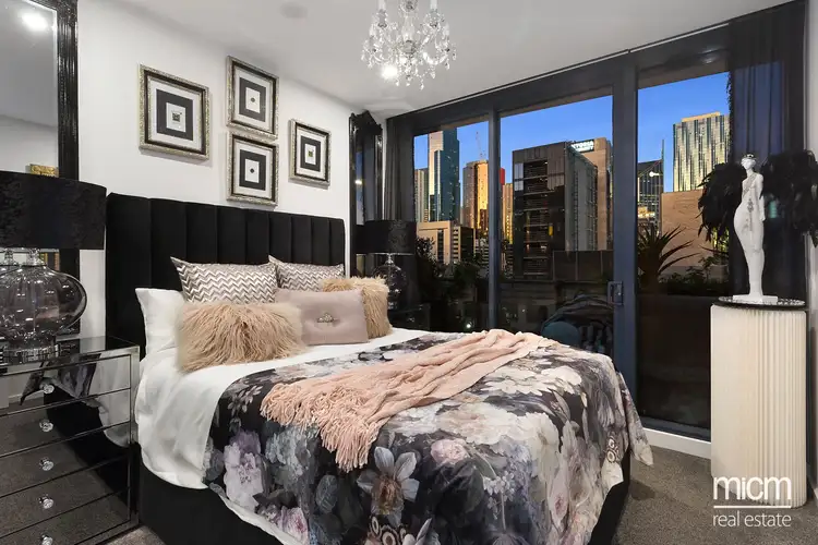 Fifth view of Homely apartment listing, 1702/560 Lonsdale Street, Melbourne VIC 3000