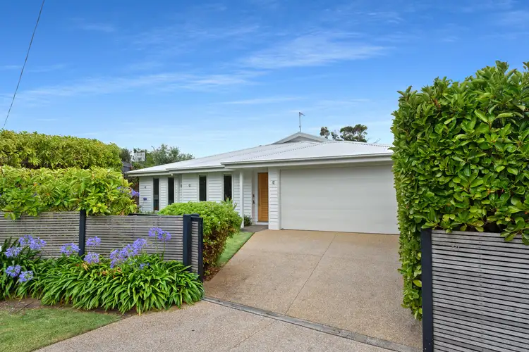 24 Hawaii Court, Rye VIC 3941