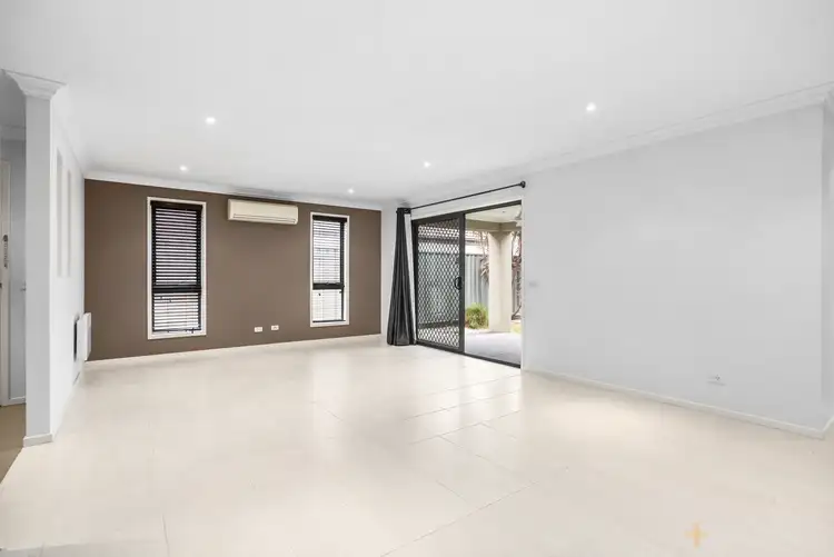 Fifth view of Homely house listing, 6 Meridian Circuit, Berwick VIC 3806