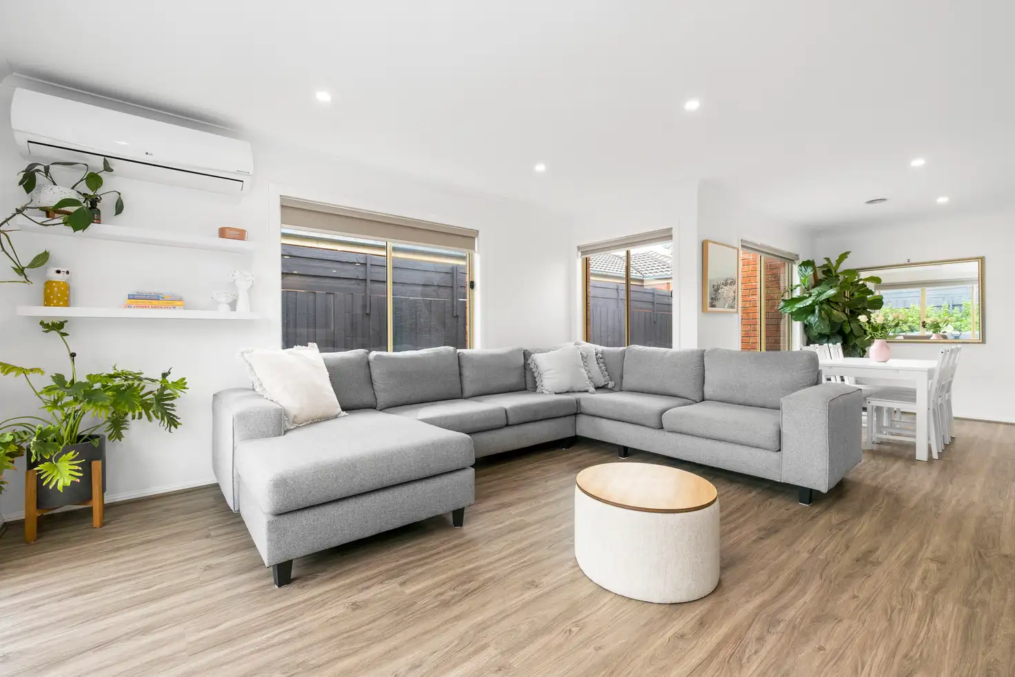 Main view of Homely unit listing, 4/41-49 Tully Road, Clarinda VIC 3169