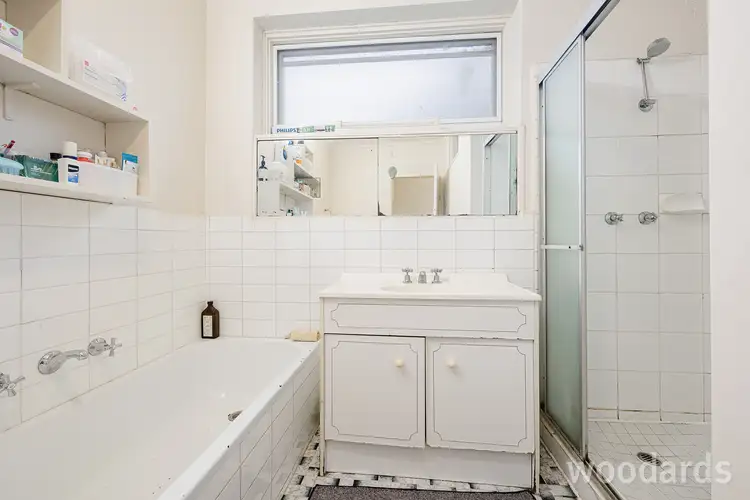 Fifth view of Homely apartment listing, 4/32 Repton Road, Malvern East VIC 3145