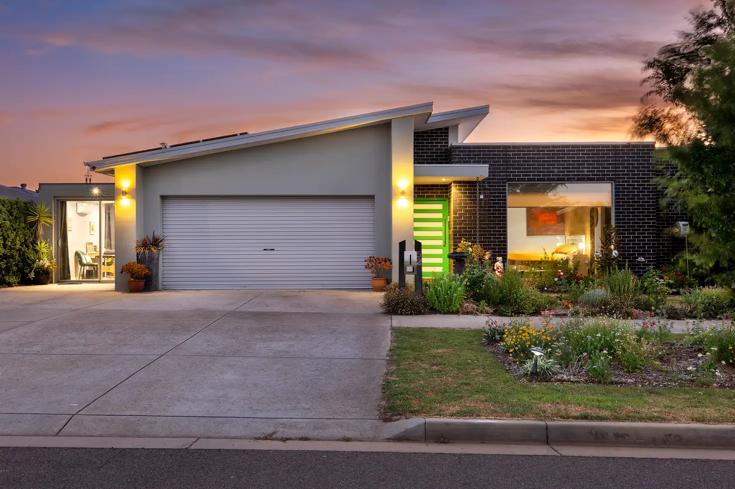 Main view of Homely house listing, 52 Chase Boulevard, Alfredton VIC 3350
