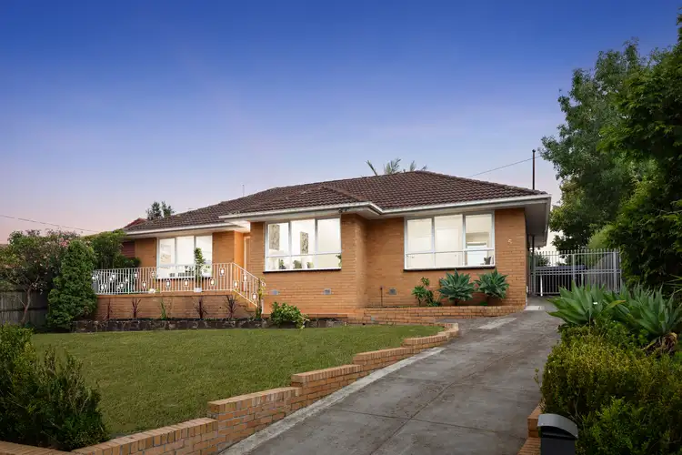 5 Waverley Road, Chadstone VIC 3148