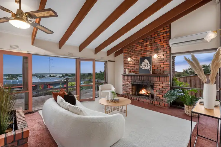 6 Azure Court, Ocean Grove VIC 3226