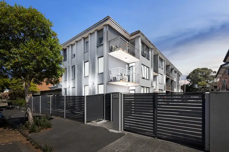 6/10 Donald Street, Brunswick VIC 3056