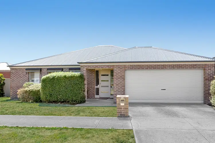 38 Crown Street, Sebastopol VIC 3356