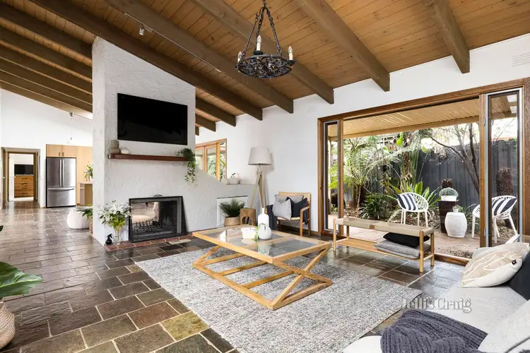 320 St Helena Road, St Helena VIC 3088