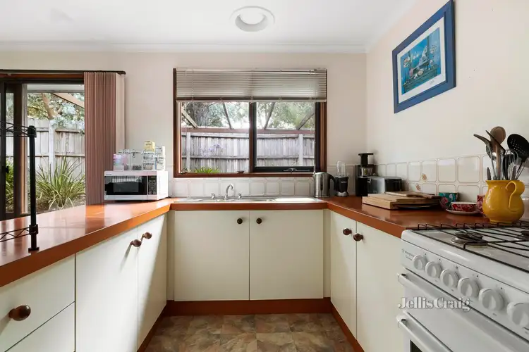 4/17 Wattle Avenue, Montmorency VIC 3094
