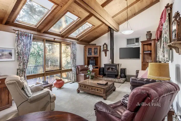 Fifth view of Homely house listing, 16 Lamorna Court, Eltham VIC 3095