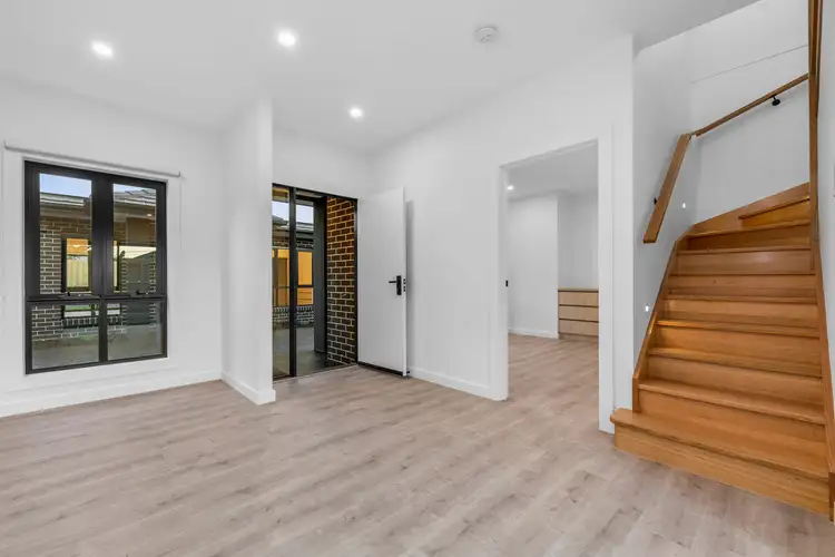Fifth view of Homely townhouse listing, 2/37 Lanark Street, Clayton South VIC 3169