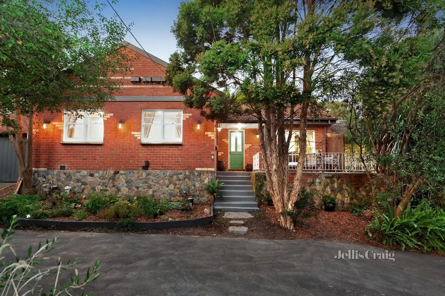 Main view of Homely house listing, 1/19 Fernside Avenue, Briar Hill VIC 3088