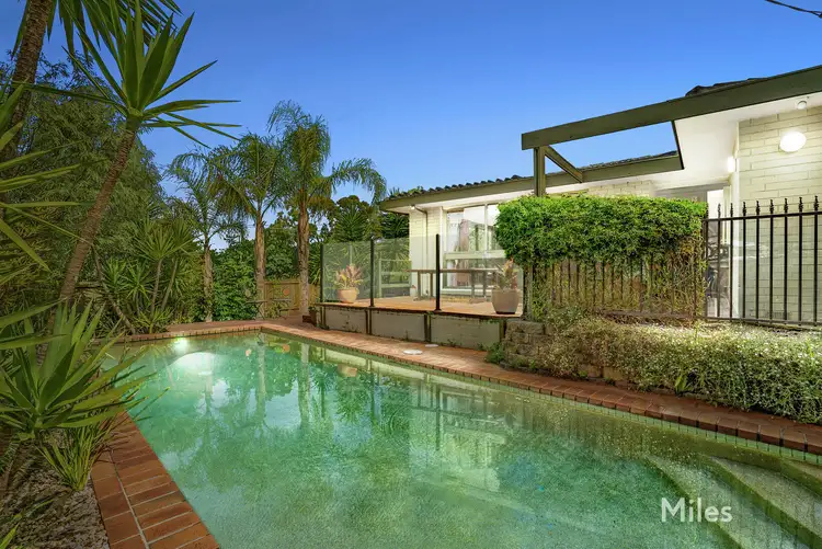 1 Sevenoaks Avenue, Heidelberg VIC 3084