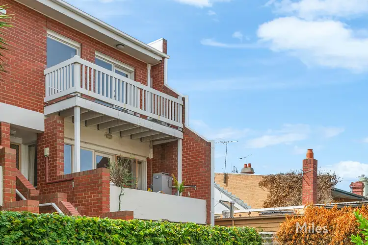 21/261-277 Nicholson Street, Carlton VIC 3053