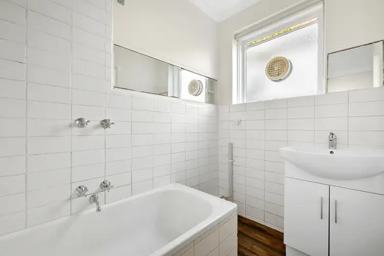 Sixth view of Homely apartment listing, 4/21 Jersey Parade, Carnegie VIC 3163