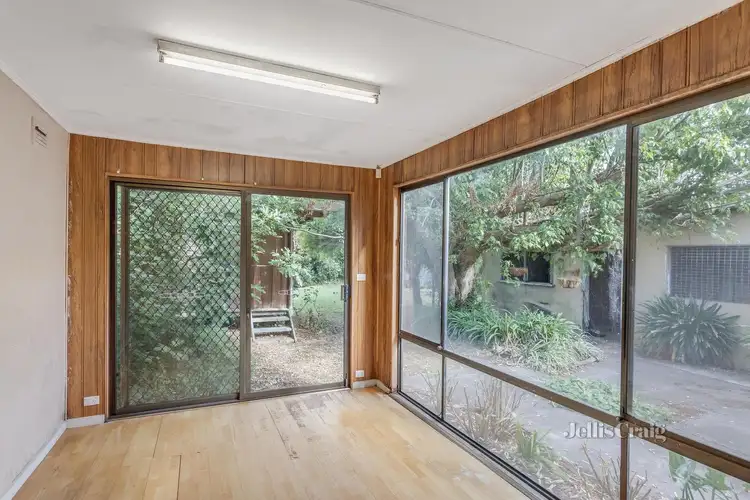 Fourth view of Homely house listing, 1 Kaniva Court, Bentleigh East VIC 3165