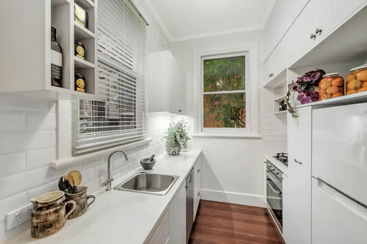 Fourth view of Homely apartment listing, 2/22B The Esplanade, St Kilda VIC 3182