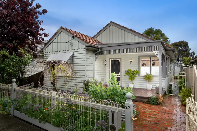 27 Severn Street, Newport VIC 3015