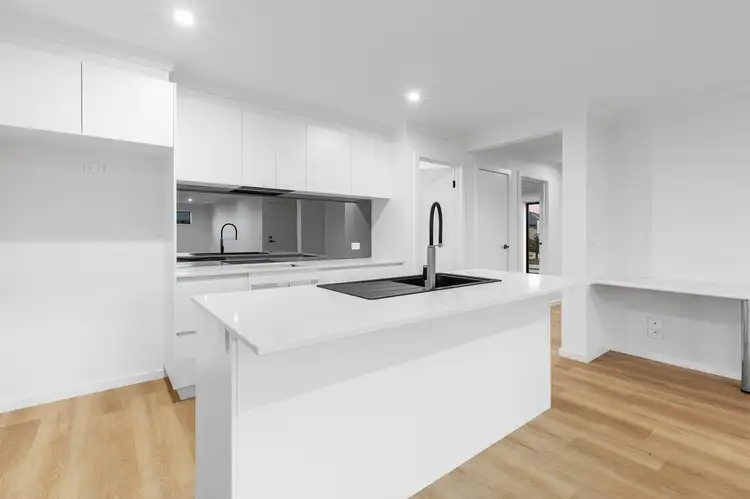 Second view of Homely house listing, 6 Micich Court, Alfredton VIC 3350