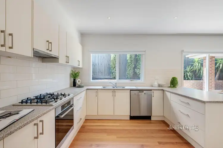 Fifth view of Homely townhouse listing, 2/2 Balmoral Avenue, Bentleigh VIC 3204
