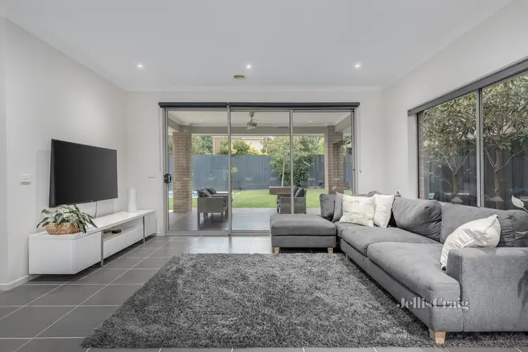 Second view of Homely house listing, 12 Tovan Akas Avenue, Bentleigh VIC 3204