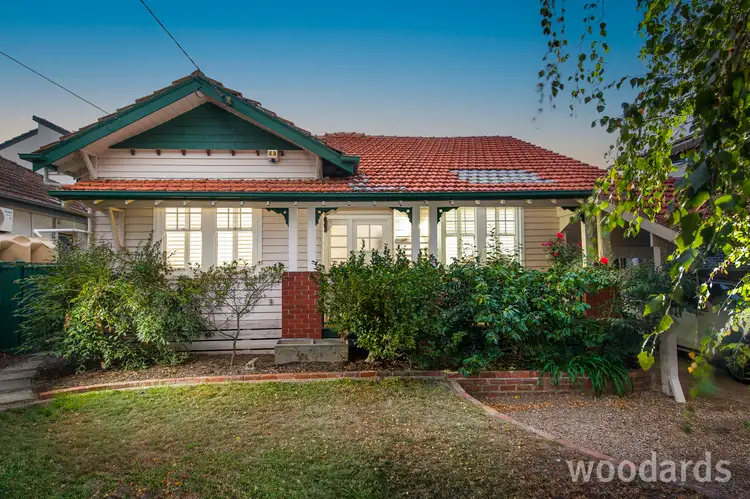 17 Loudon Road, Burwood VIC 3125