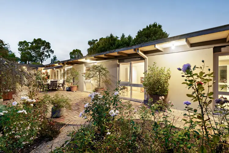 16 Wellesley Road, Ringwood North VIC 3134