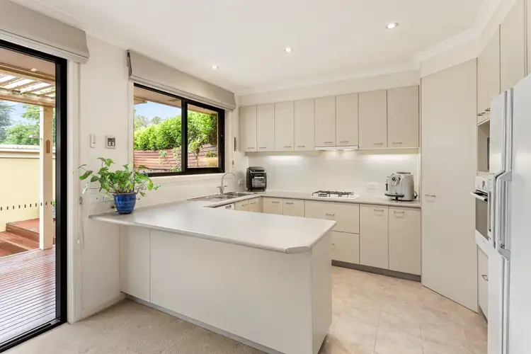 Second view of Homely unit listing, 1/1 Clifford Close, Ashburton VIC 3147