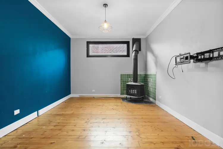 Fifth view of Homely house listing, 6 Ti Tree Grove, Parkdale VIC 3195