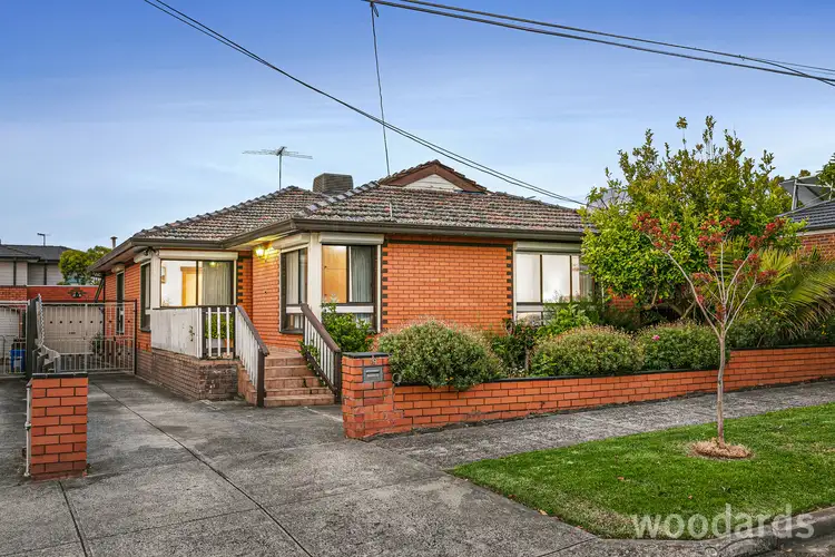 19 Gladhall Avenue, Thornbury VIC 3071