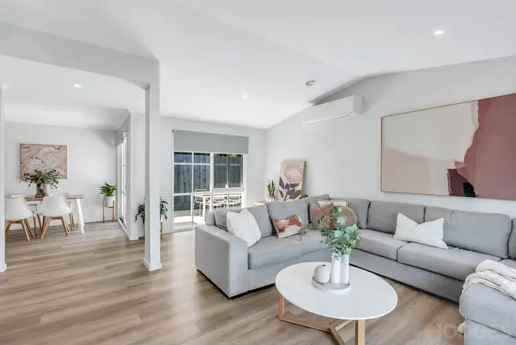 2/58 Warren Road, Mordialloc VIC 3195