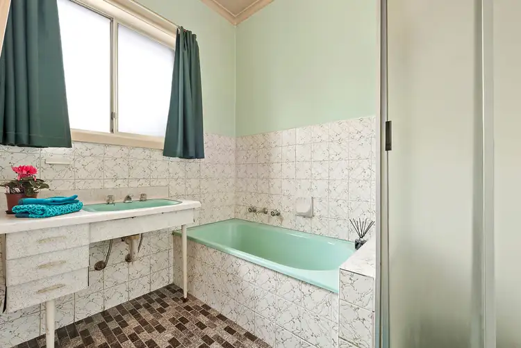 Sixth view of Homely house listing, 38 Castleton Road, Viewbank VIC 3084