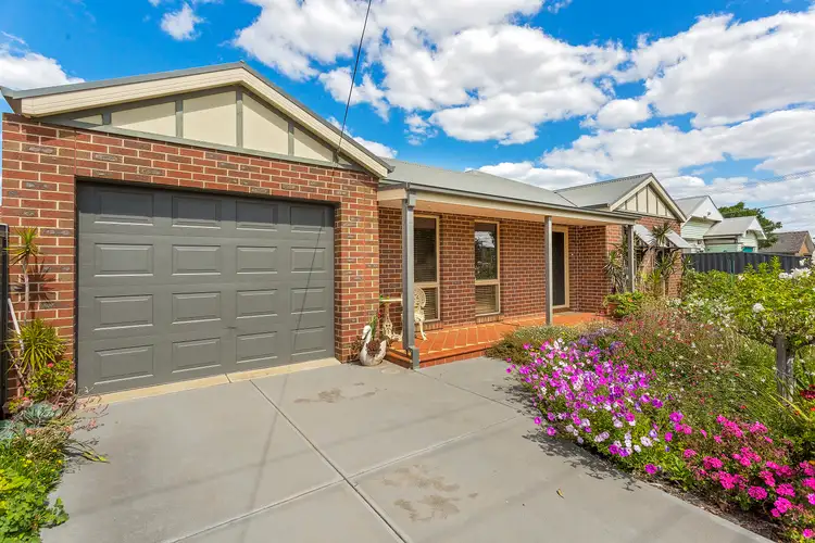 1/27 Gibbons Street