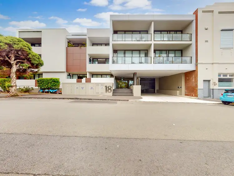 Main view of Homely apartment listing, 32/18 Warleigh Grove, Brighton VIC 3186