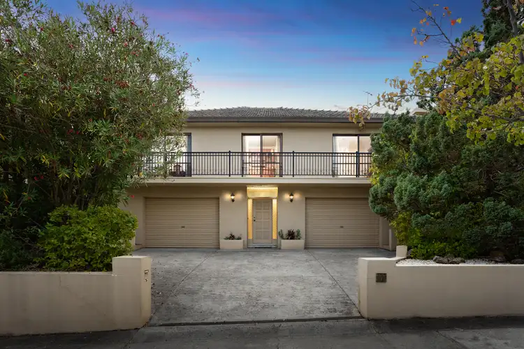 39 Oakpark Drive, Chadstone VIC 3148