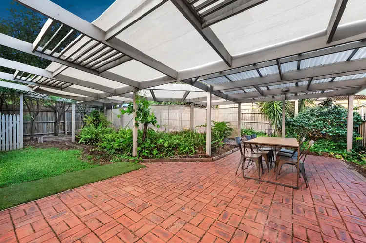 21 Warralong Avenue, Greensborough VIC 3088
