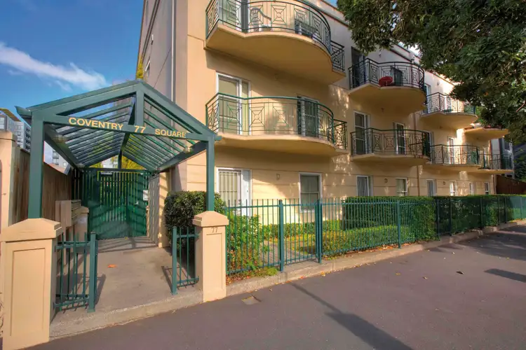 19 LOT 19/77 Coventry Street, Southbank VIC 3006