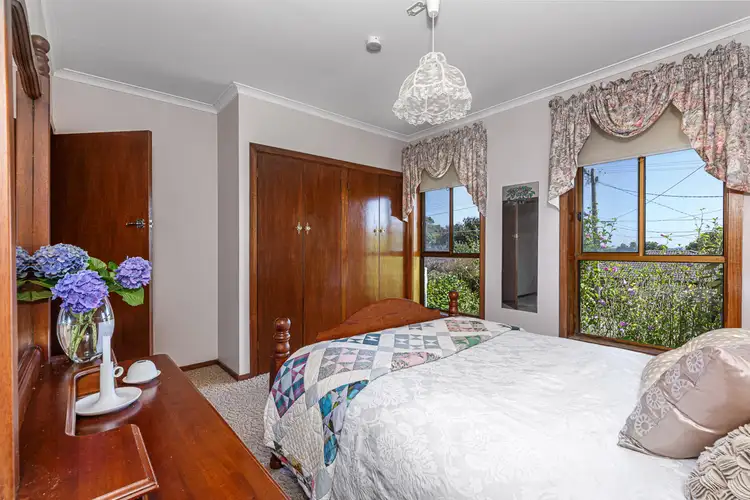 Fifth view of Homely house listing, 10 Philip Avenue, Ballarat North VIC 3350