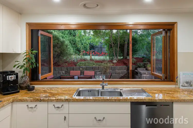 Fifth view of Homely house listing, 7 Katupna Court, Vermont South VIC 3133