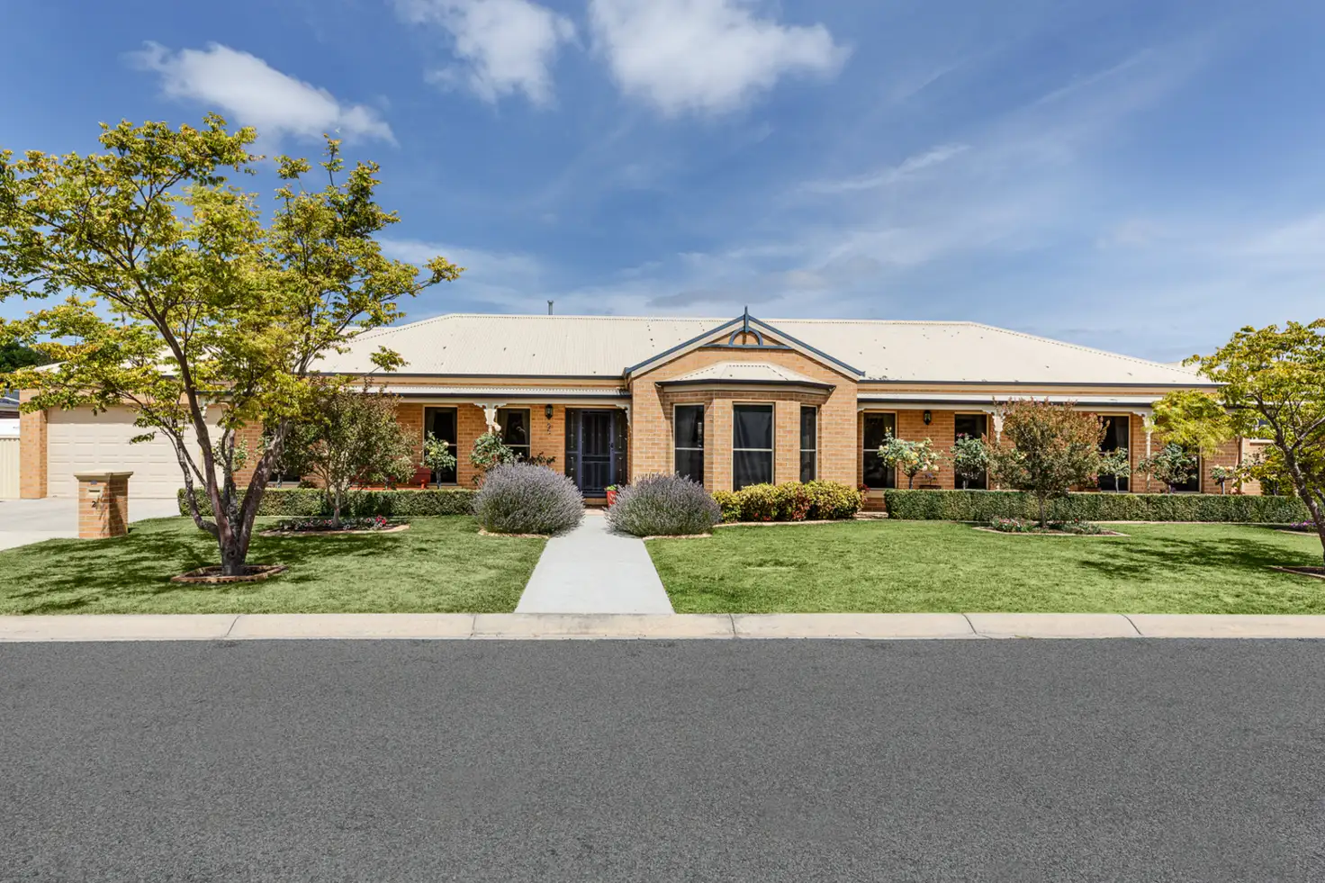 Main view of Homely house listing, 2 Whitely Crescent, Alfredton VIC 3350