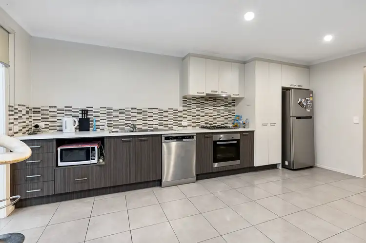 Fourth view of Homely house listing, 9/12 Stanbury Avenue, Canadian VIC 3350