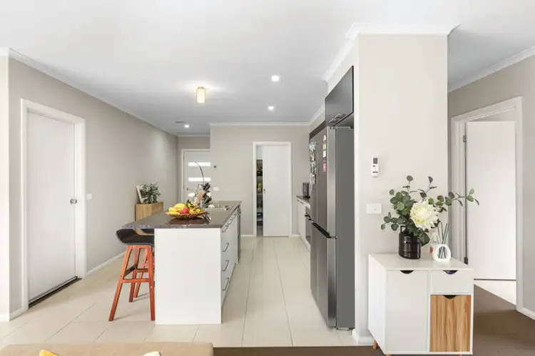 Second view of Homely house listing, 3/16 Alexandra Street, Sebastopol VIC 3356